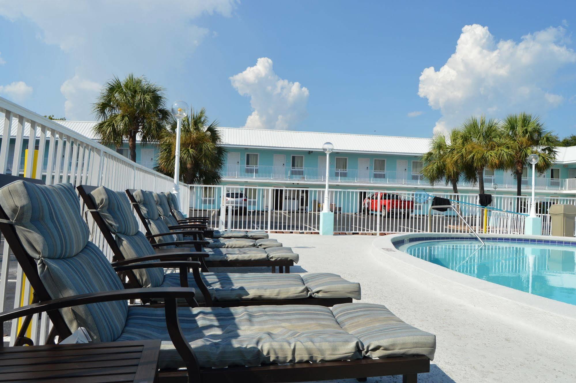 Destin Inn & Suites Exterior foto